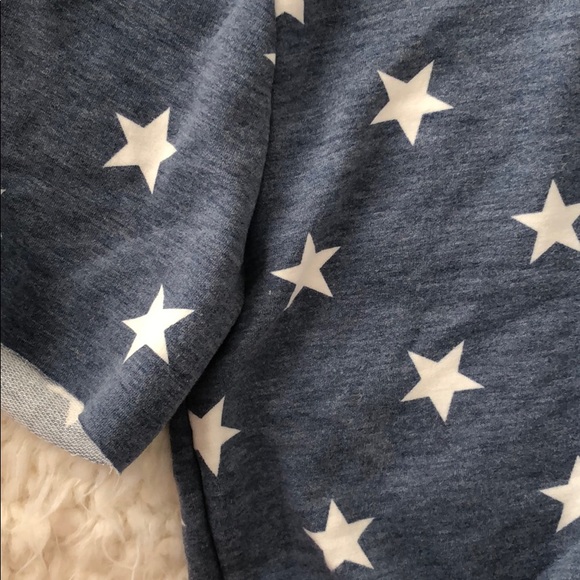 Stars Crop Top - Picture 2 of 2